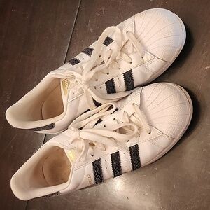 Adidas superstar snakeskin ladies Size 10 sneaker